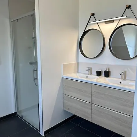 Maison Ker Ria * Locoal-Mendon